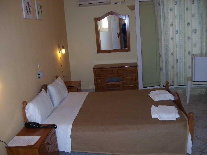 Apollon Hotel Plános Eksteriør billede