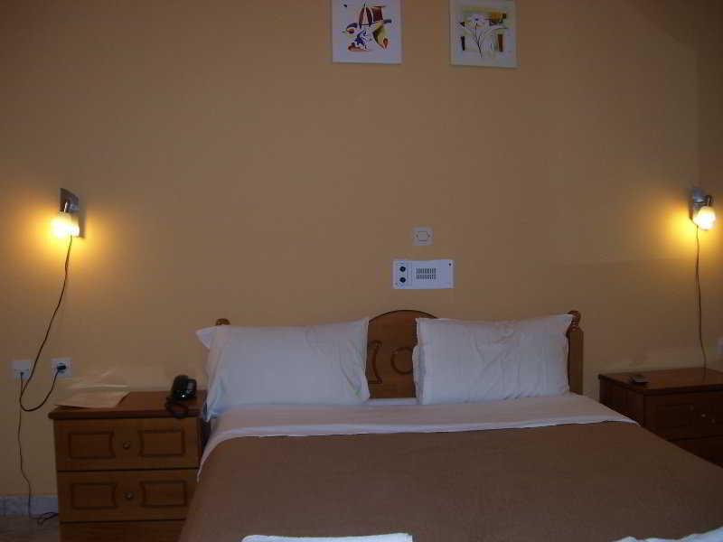 Apollon Hotel Plános Eksteriør billede